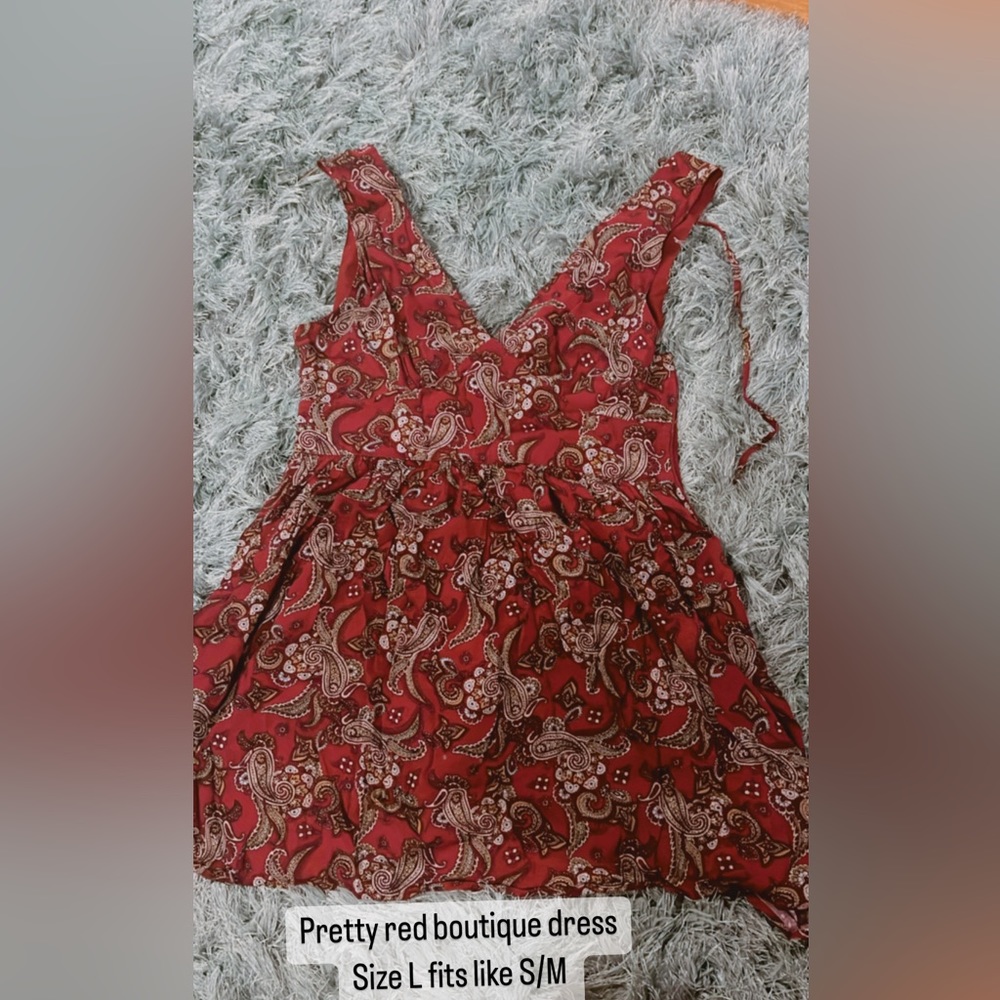Gorgeous red flattering dress